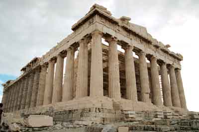 Classic view of the Parthenon.