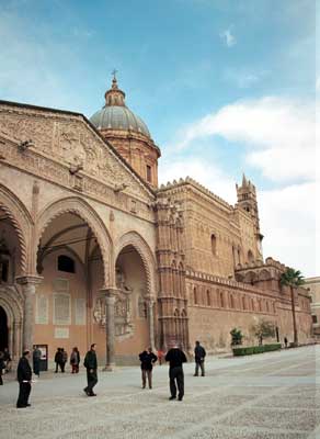 The Cathedral facade.